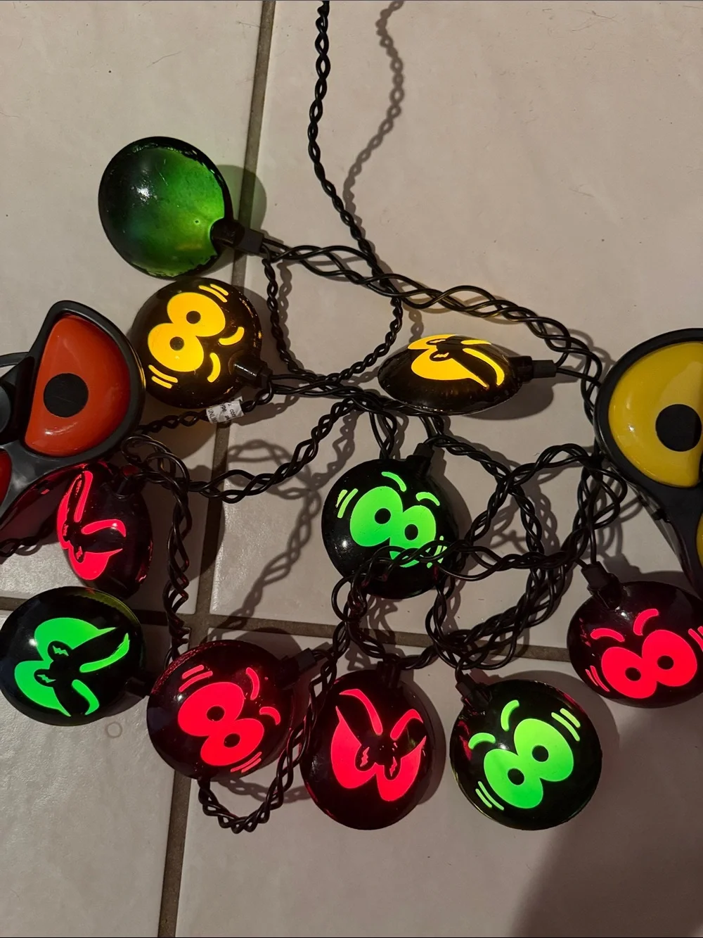 Vtg Eerie Eyes Set Fun World String Lights Blow Mold Halloween & 2 Blinking Eyes